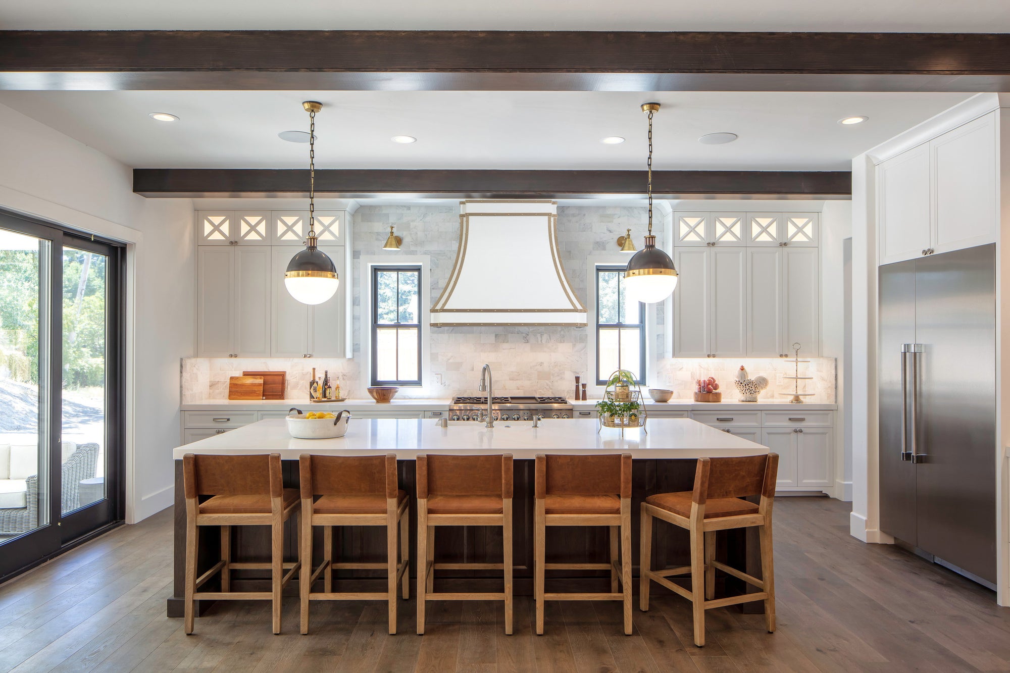 A Fun-Filled Guide to Picking the Perfect Custom Range Hood for Your Kitchen
