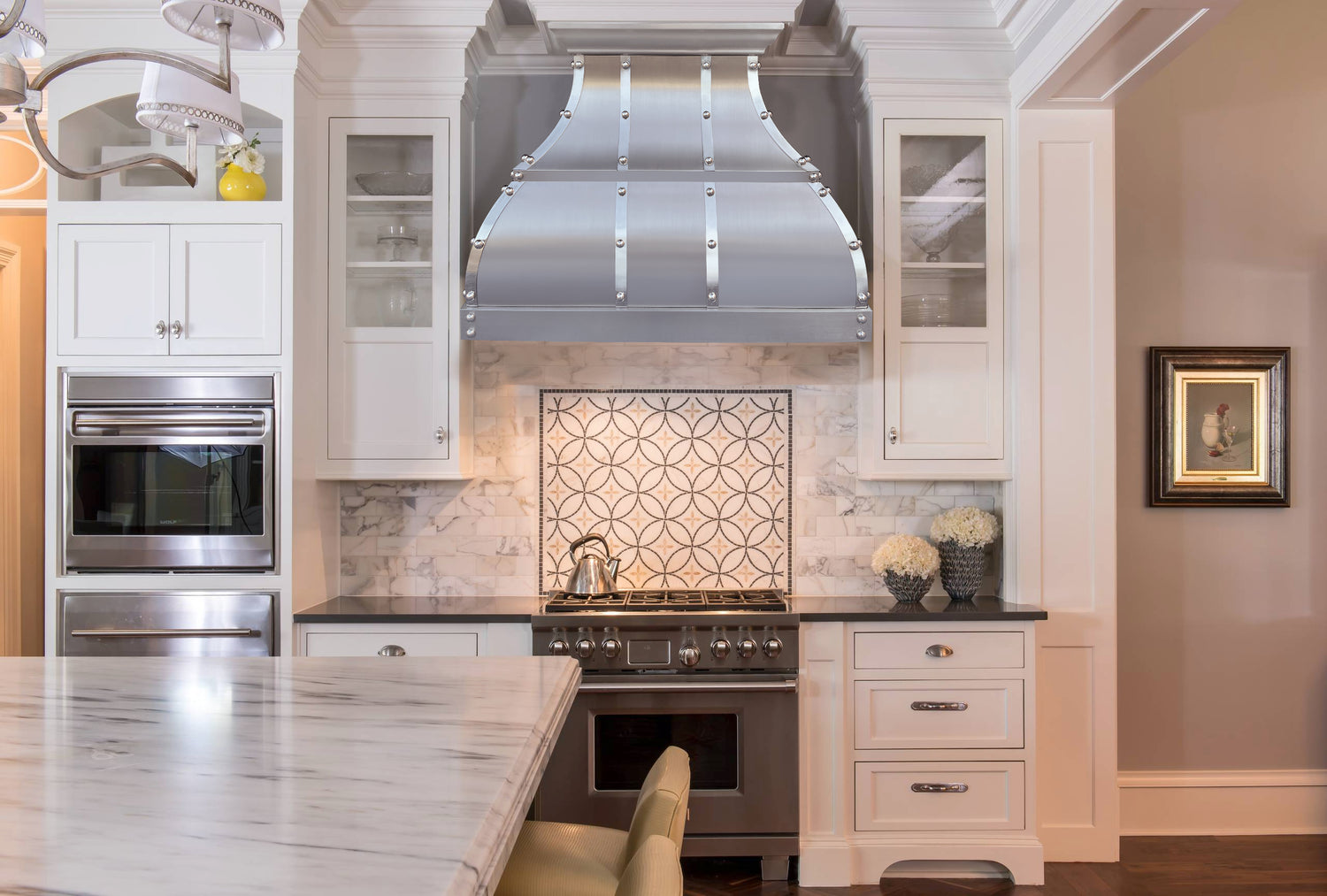 How to Choose the Best Dimension for a Custom Range Hood
