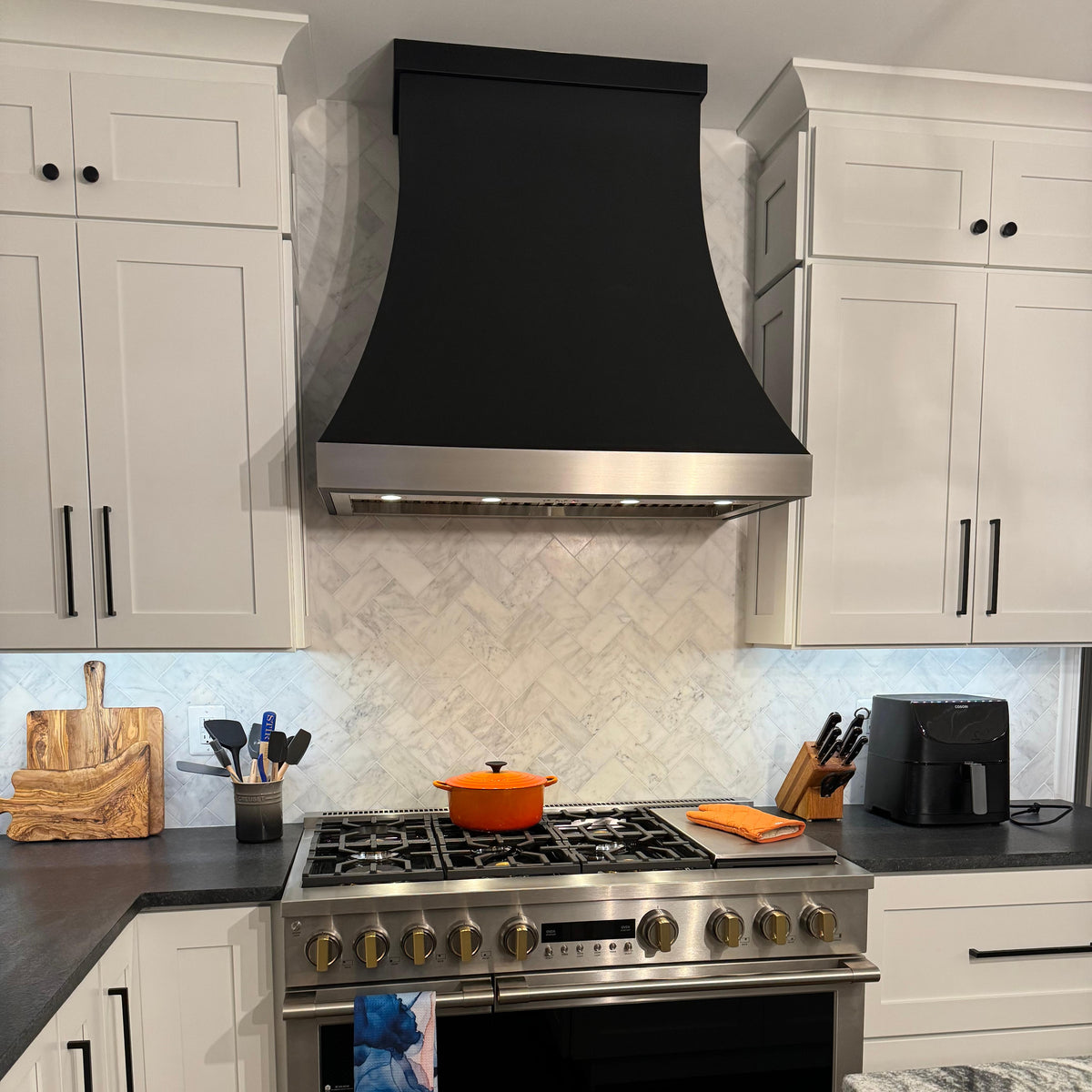 Fobest Stainless Steel Range Hood with Black Finish FSS-255