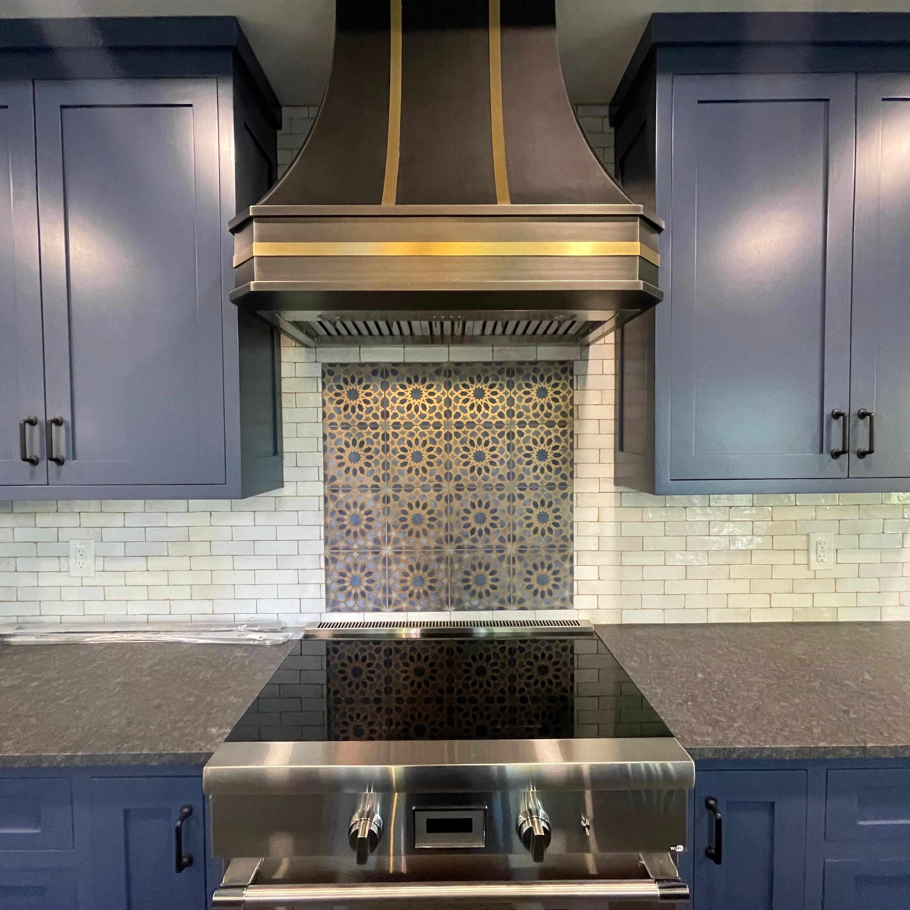 Fobest Crafted Range Hood with Excellent Finish