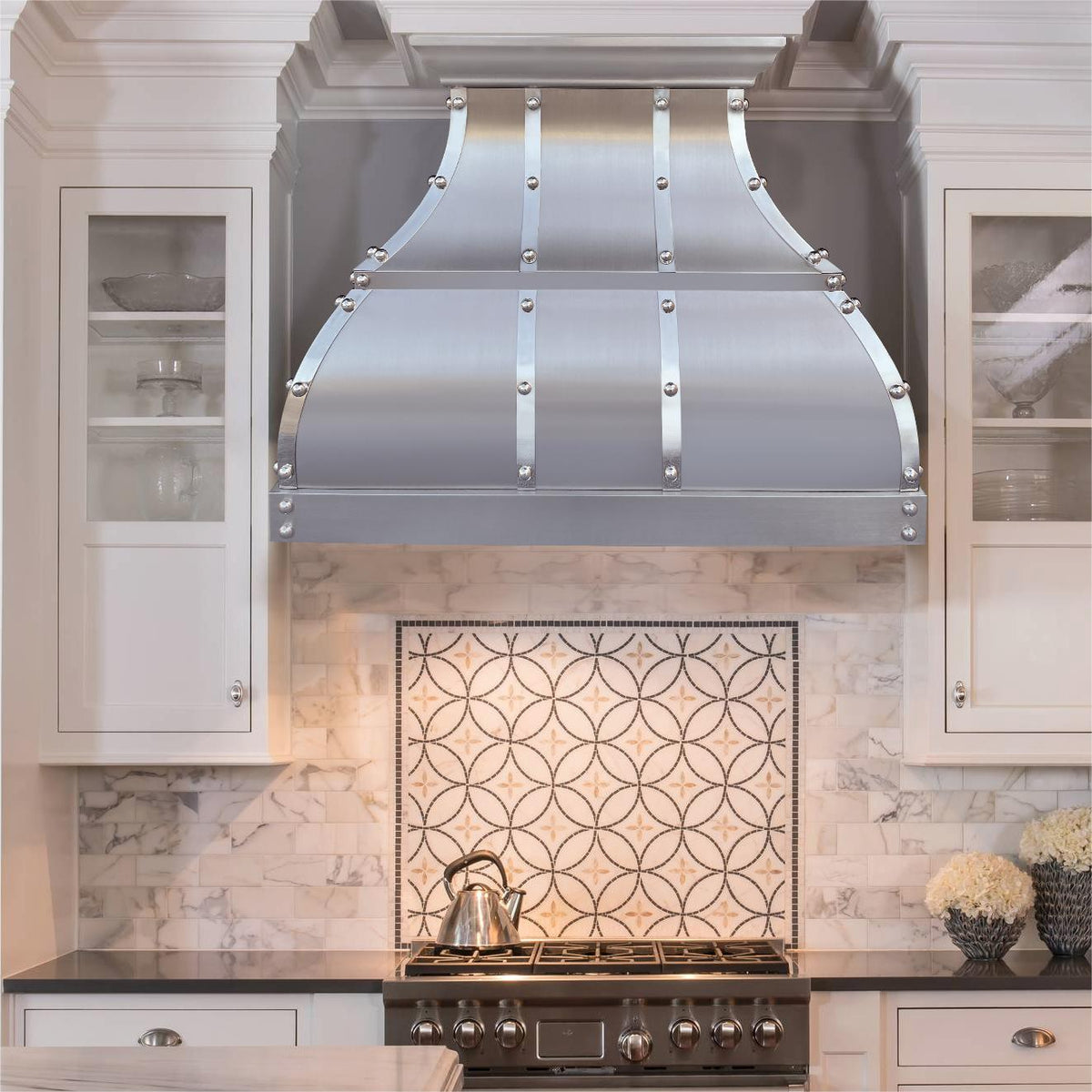 Range Hoods — Your Kitchen's BFF, by Tastefully Inspired Blog