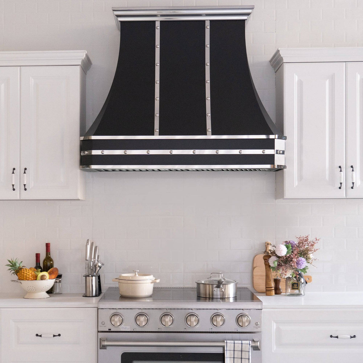 Fobest Classic Vent Range Hood In Modern Kitchen