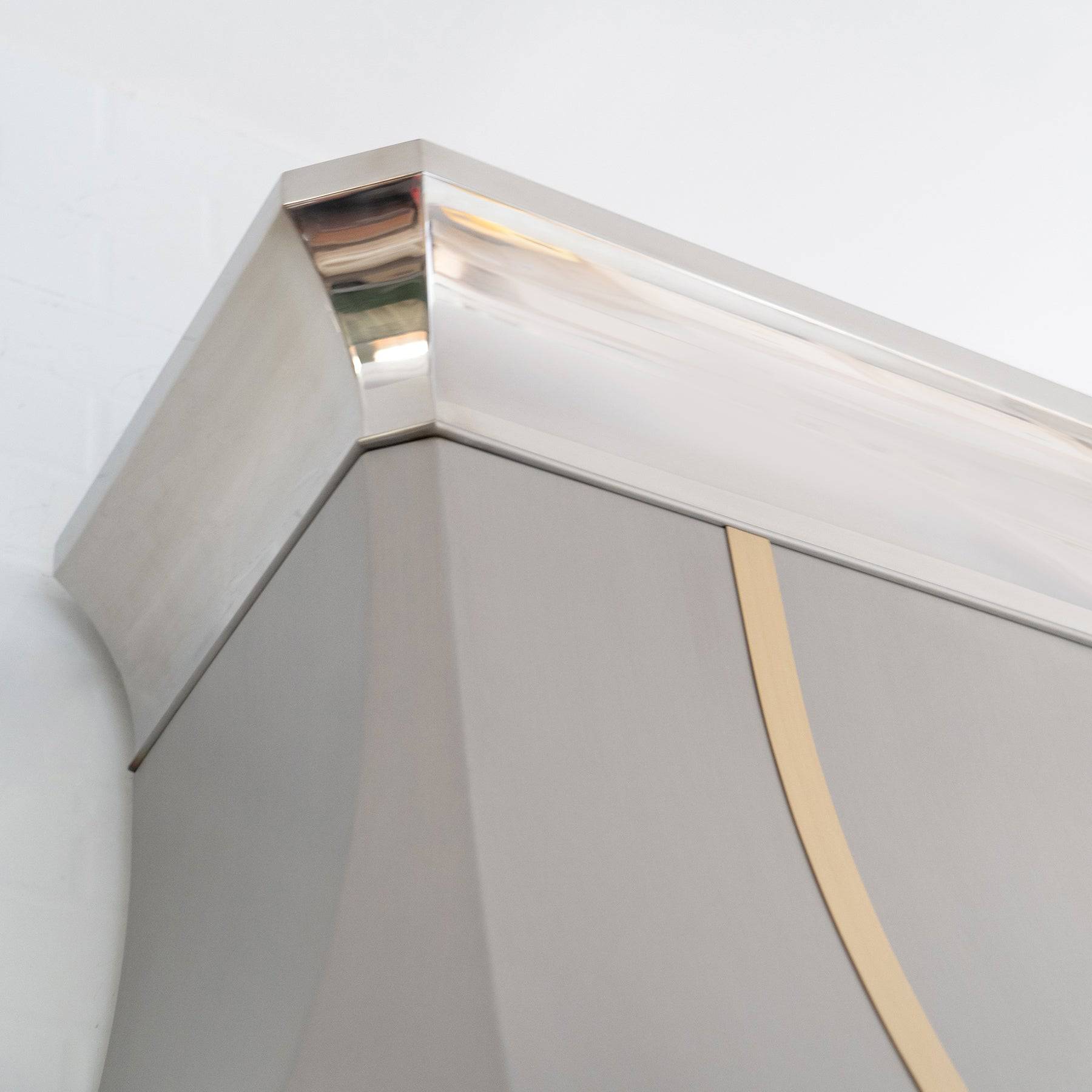 Fobest Custom Range Hood with Polished Stainless Steel Decor