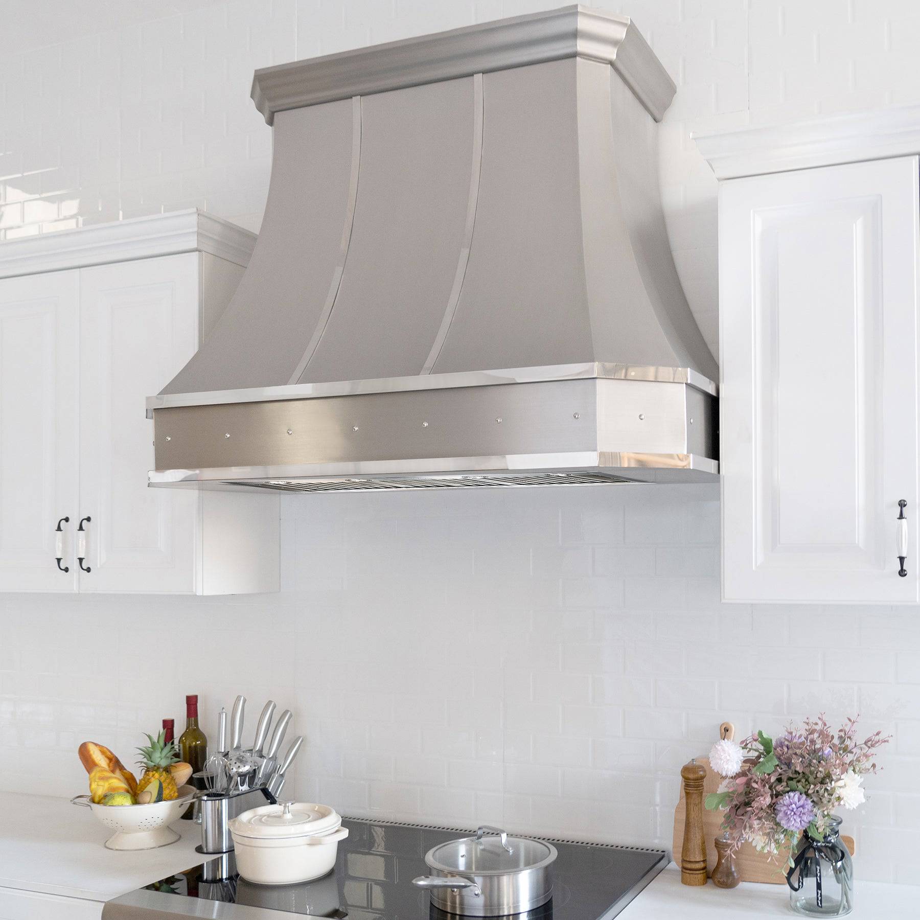 Fobest Custom Curved Stainless Steel Kitchen Hood with Cornered Crown FSS-111 - Stainless Steel Range Hood-Fobest Appliance